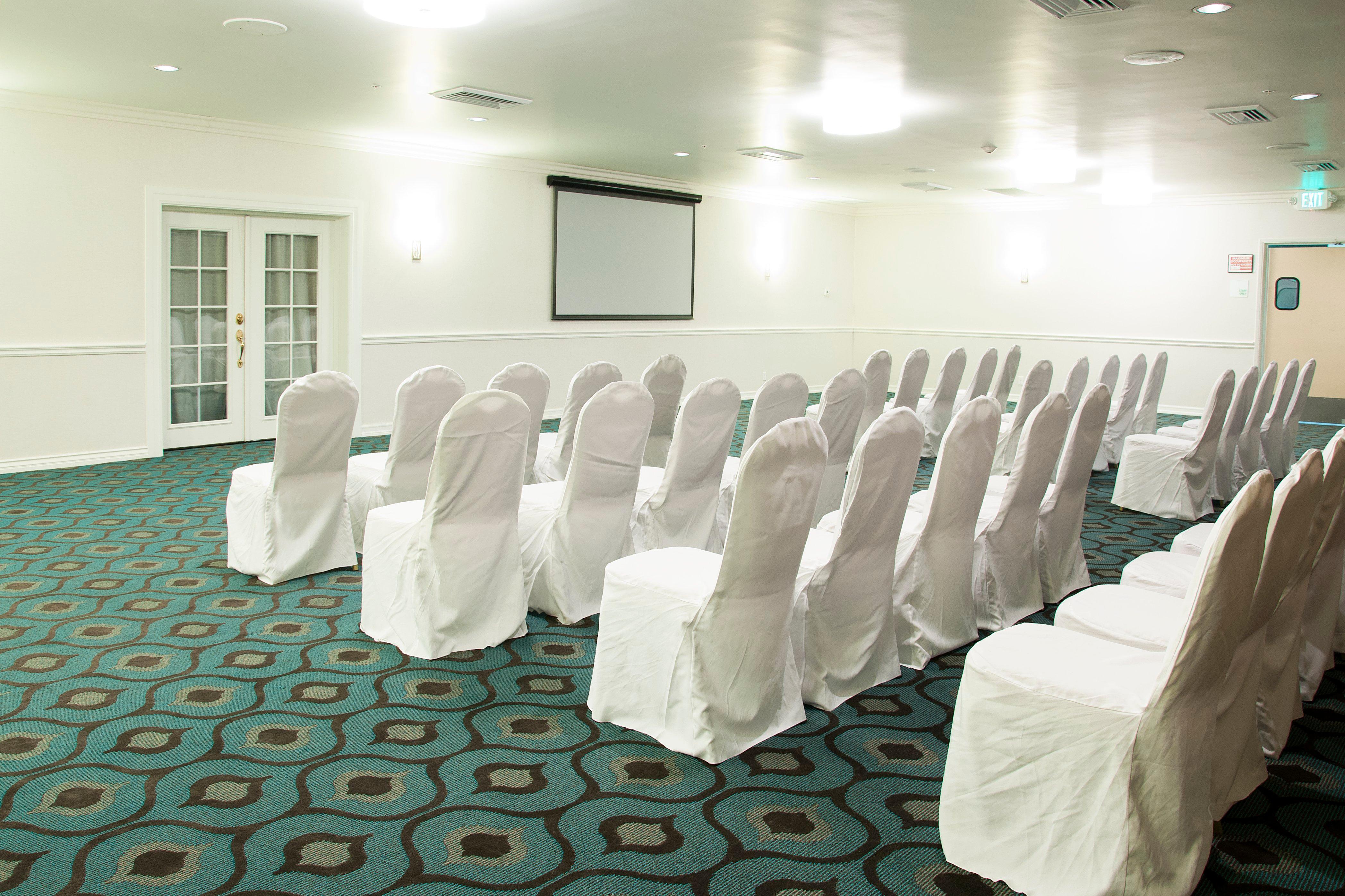 Holiday Inn Victorville By Ihg Exterior foto