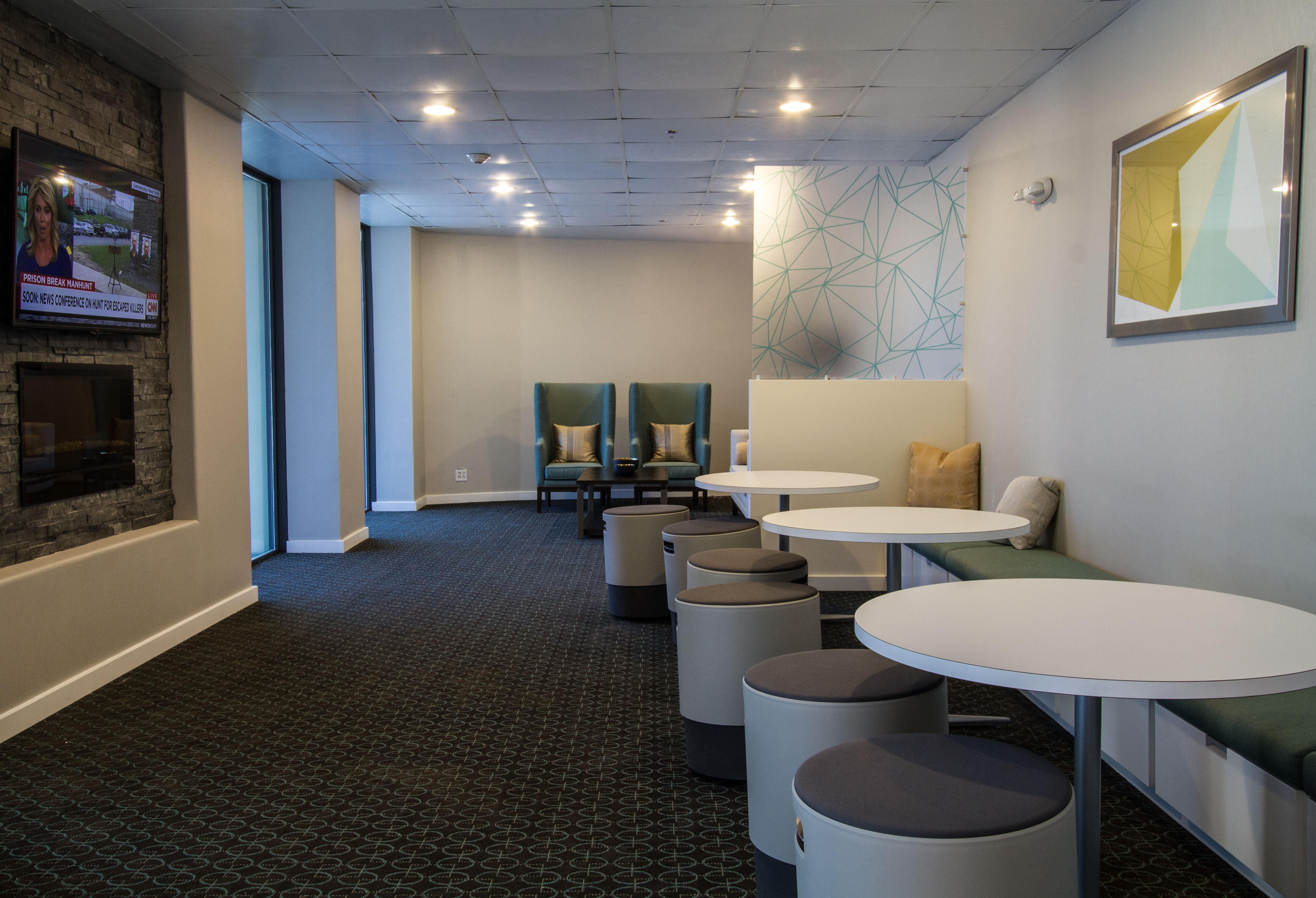 Holiday Inn Victorville By Ihg Exterior foto
